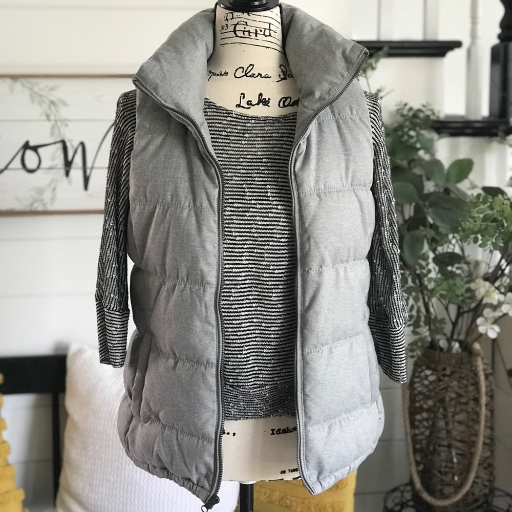 OLD NAVY Gray Herringbone Pattern Puffy Vest - XS